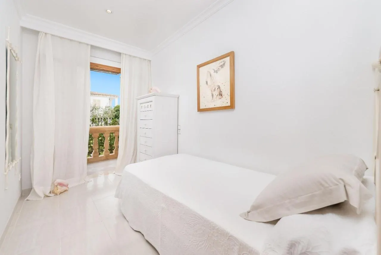 Rosmare Apartment Port de Alcudia  Spain